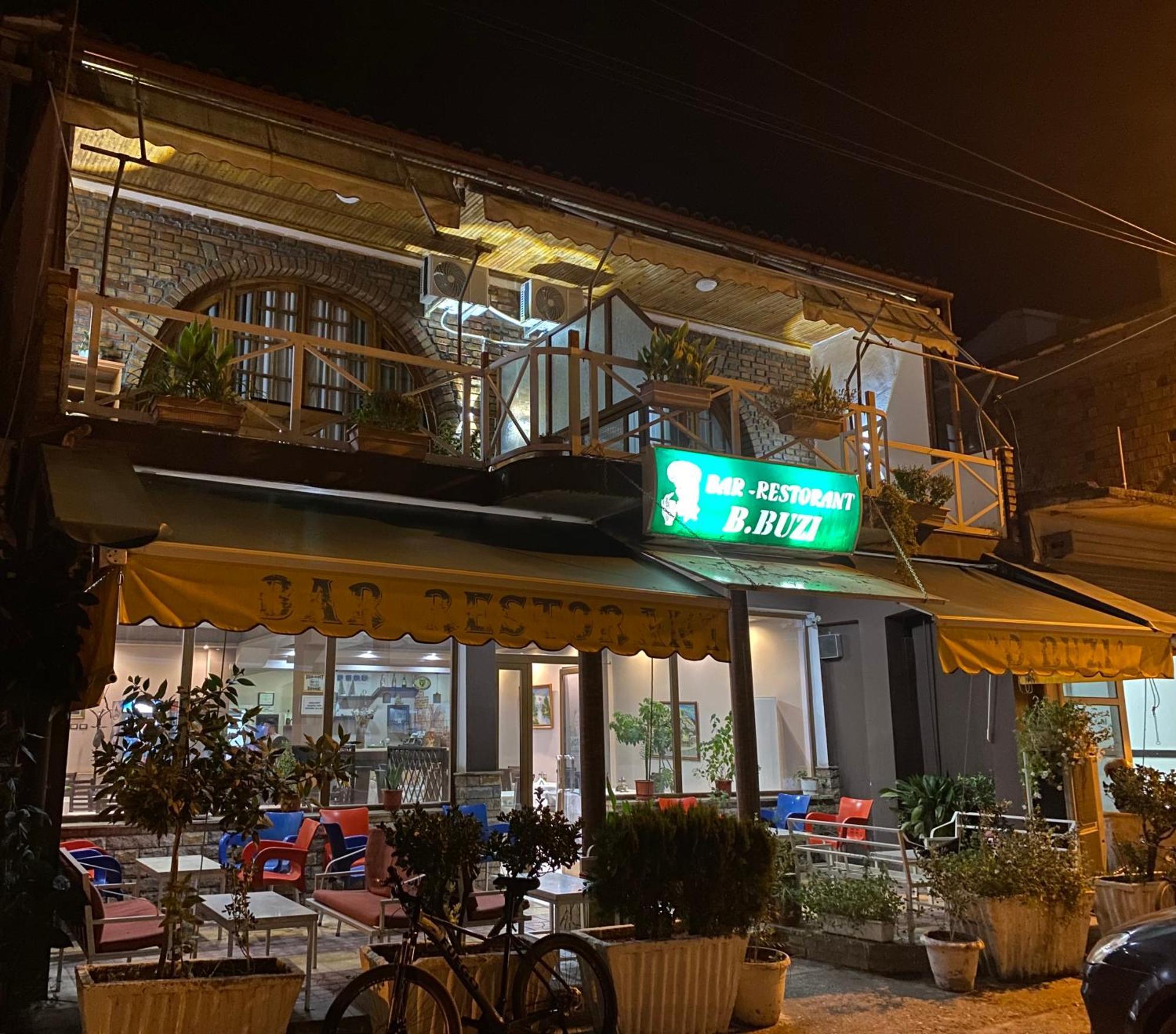 Hotel Boutique Buzi Berat Dış mekan fotoğraf